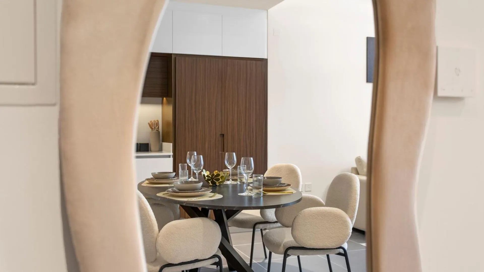 Stunning 1Bdr With Resort Style In Creek Harbour Dubai Apartment